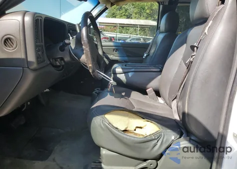 2005 Chevrolet Silverado C1500 from USA, damaged, VIN 2GCEC19T651313047